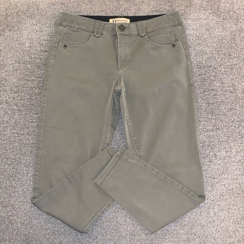 Democracy Jeans